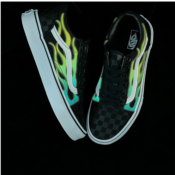 Vans Old Skool Checkerboard Flame Glow in the Dark - Picture 2 of 4